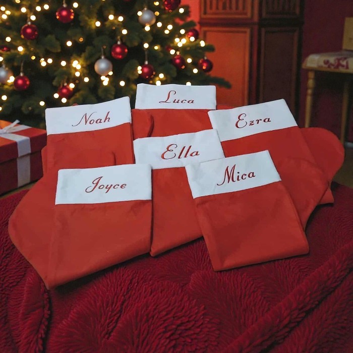 1(1) Children's, Adult's, Christmas Stocking Embroidery, HTV Blanks x 5 - Image 1