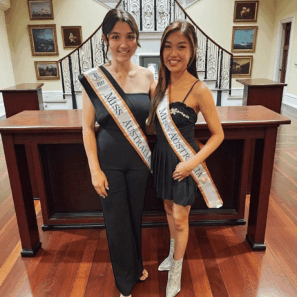 Customised Embroidered Pageant Queen Sashes With Coloured Border